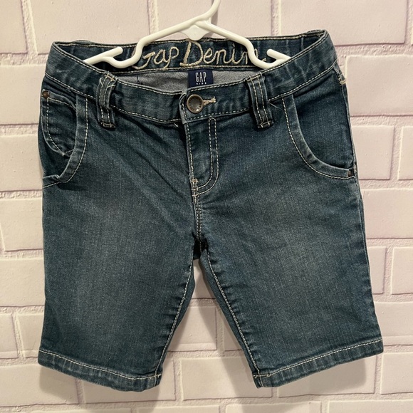 GAP DENIM little girls jean shorts/size 6 - Picture 1 of 5